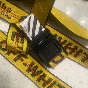 Women’s off white belt